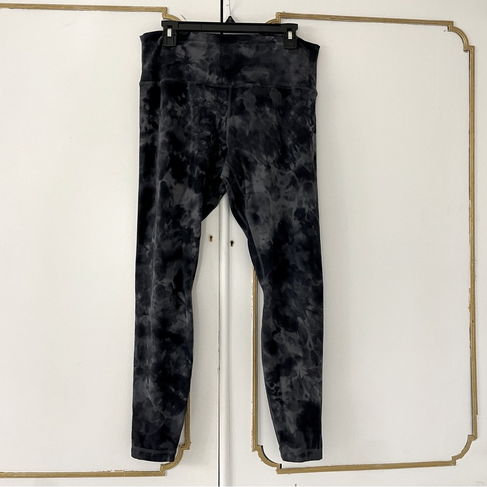 Lulu lemon Align black and gray